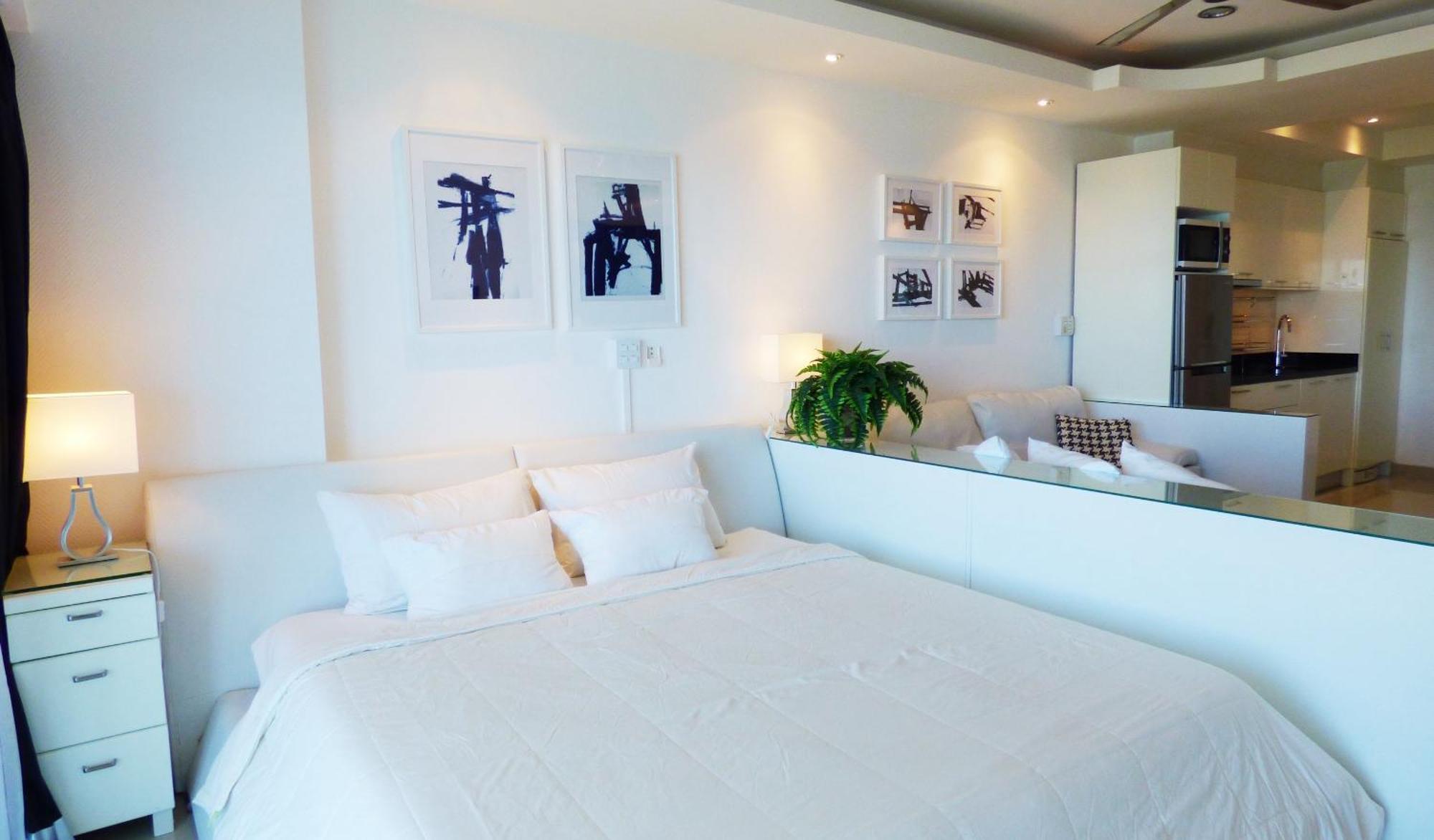 Beautiful Sea View Beach Front Condo Pattaya Exterior photo