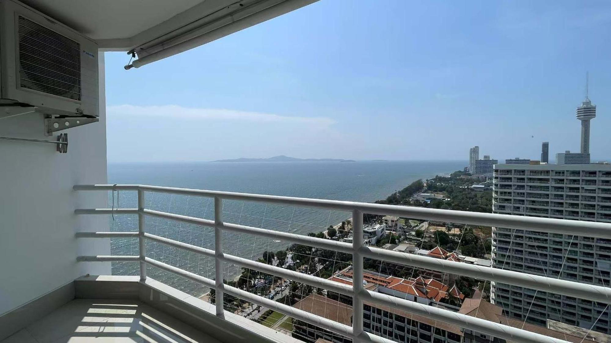 Beautiful Sea View Beach Front Condo Pattaya Exterior photo